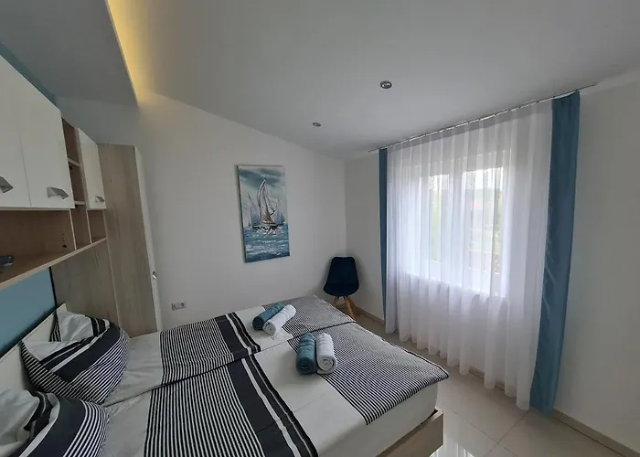 My Paradies - 2**** *